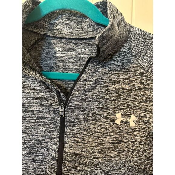 Under Armour Women’s Tech Twist 1/2 Zip Long Sleeve Top - Size Medium - Picture 6 of 9